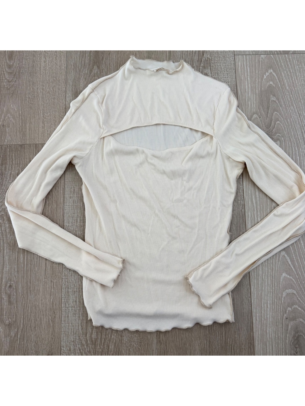 Bohme Essentials cream long sleeve top